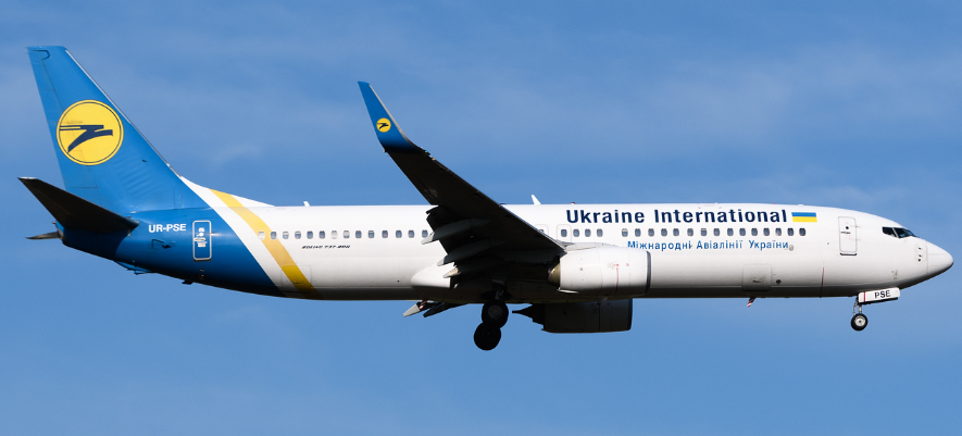 Ukraine International PMDG Boeing 737-800 UR-PSE