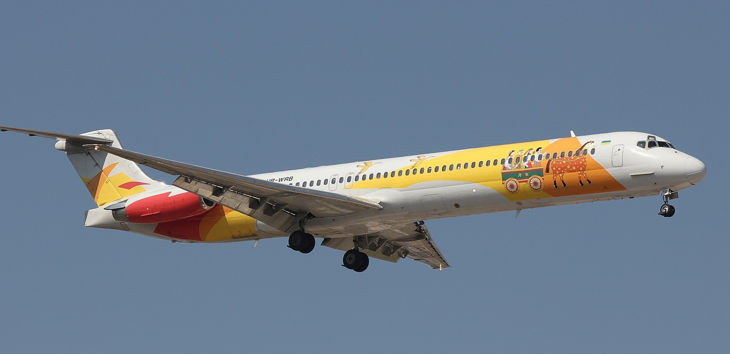 Windrose | MD-83 | UR-WRB